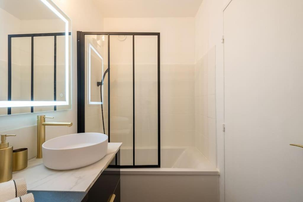 Appartement Cosy Art Deco/ Proche Centre-Ville Нант Екстер'єр фото